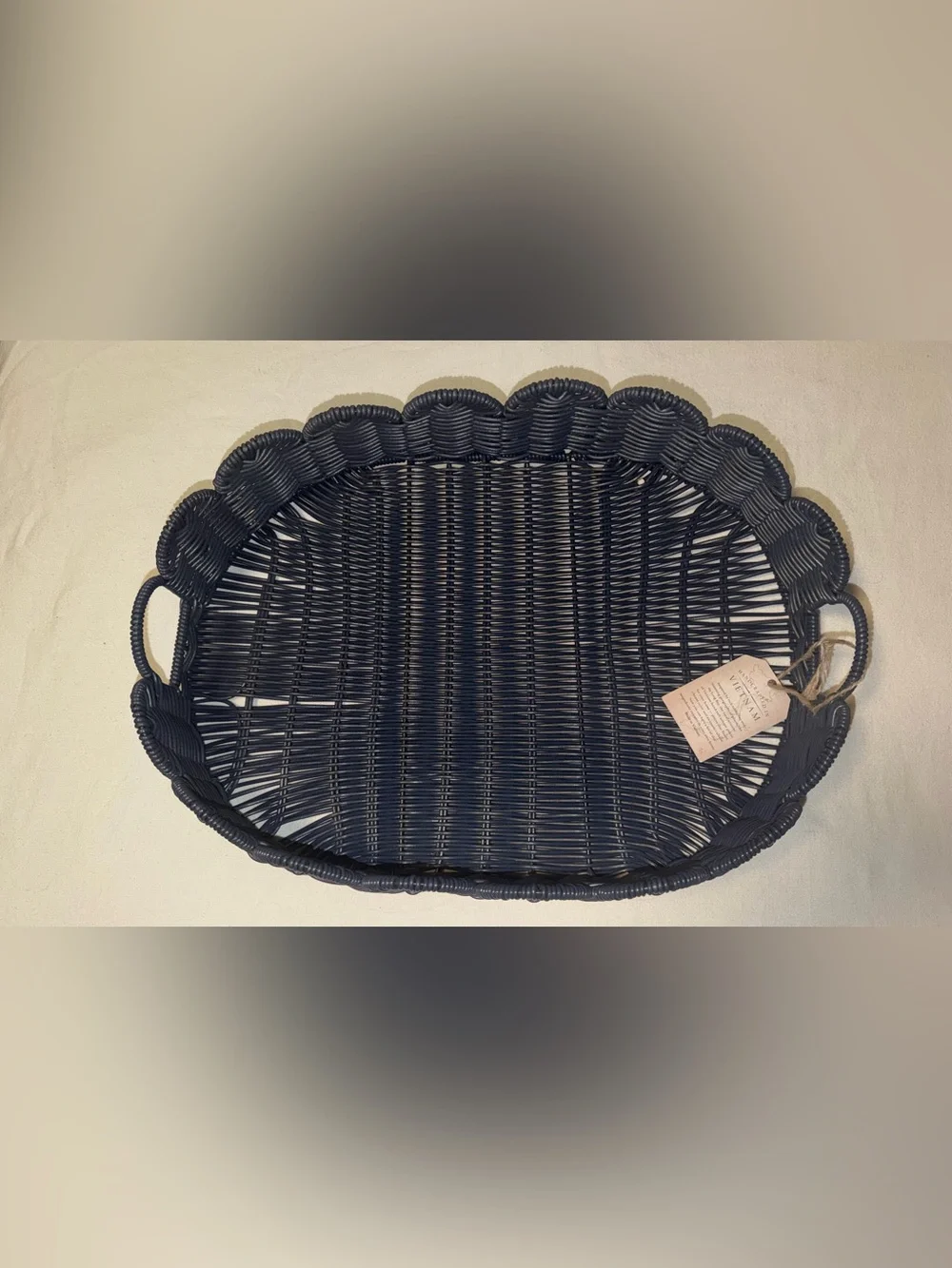 NWT MADE IN VIETNAN Woven Scalloped Edge Serving Tray - Navy Sz 14w4H 19 L